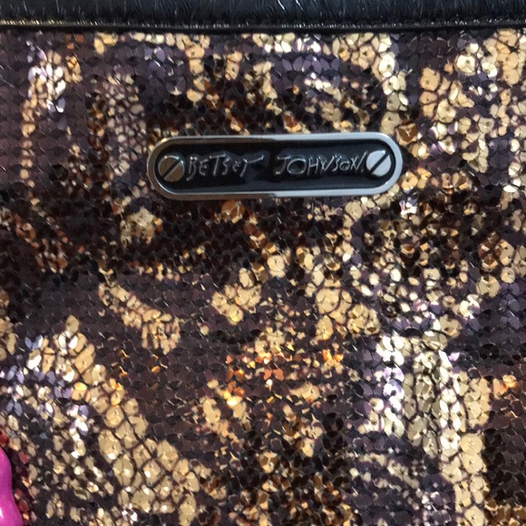 Betsey Johnson gold & black sequin tote w/purse - Picture 3 of 6